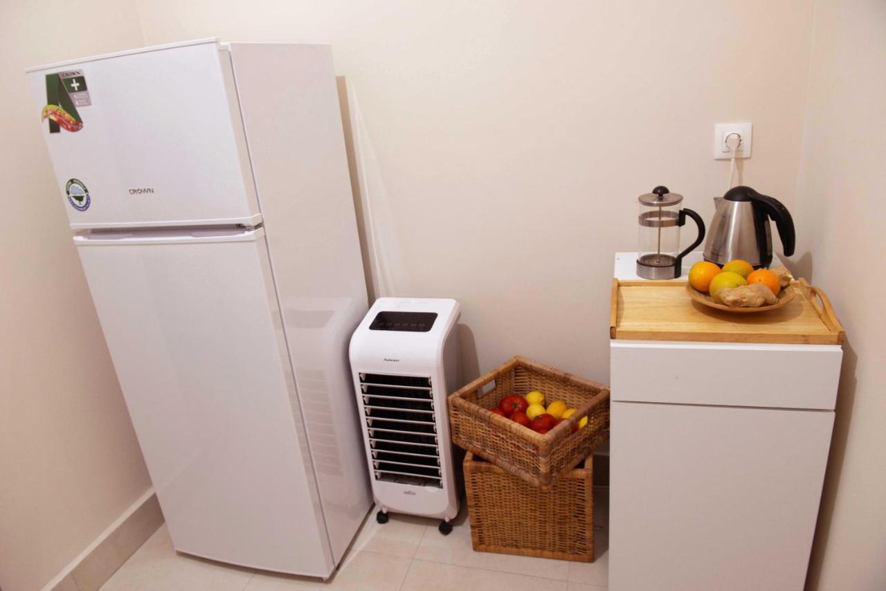 Filopappou Decent Apartment Ateny Zewnętrze zdjęcie