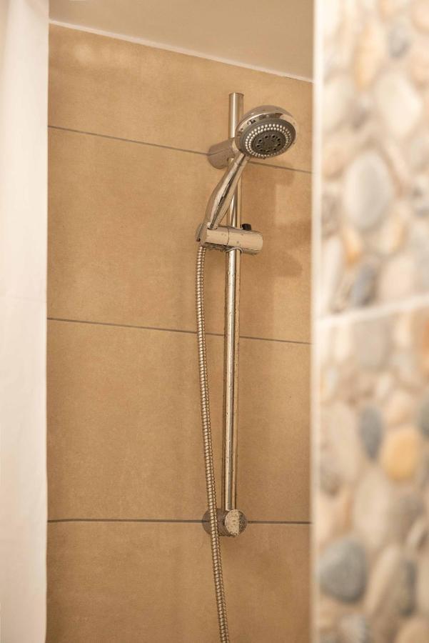 Filopappou Decent Apartment Ateny Zewnętrze zdjęcie