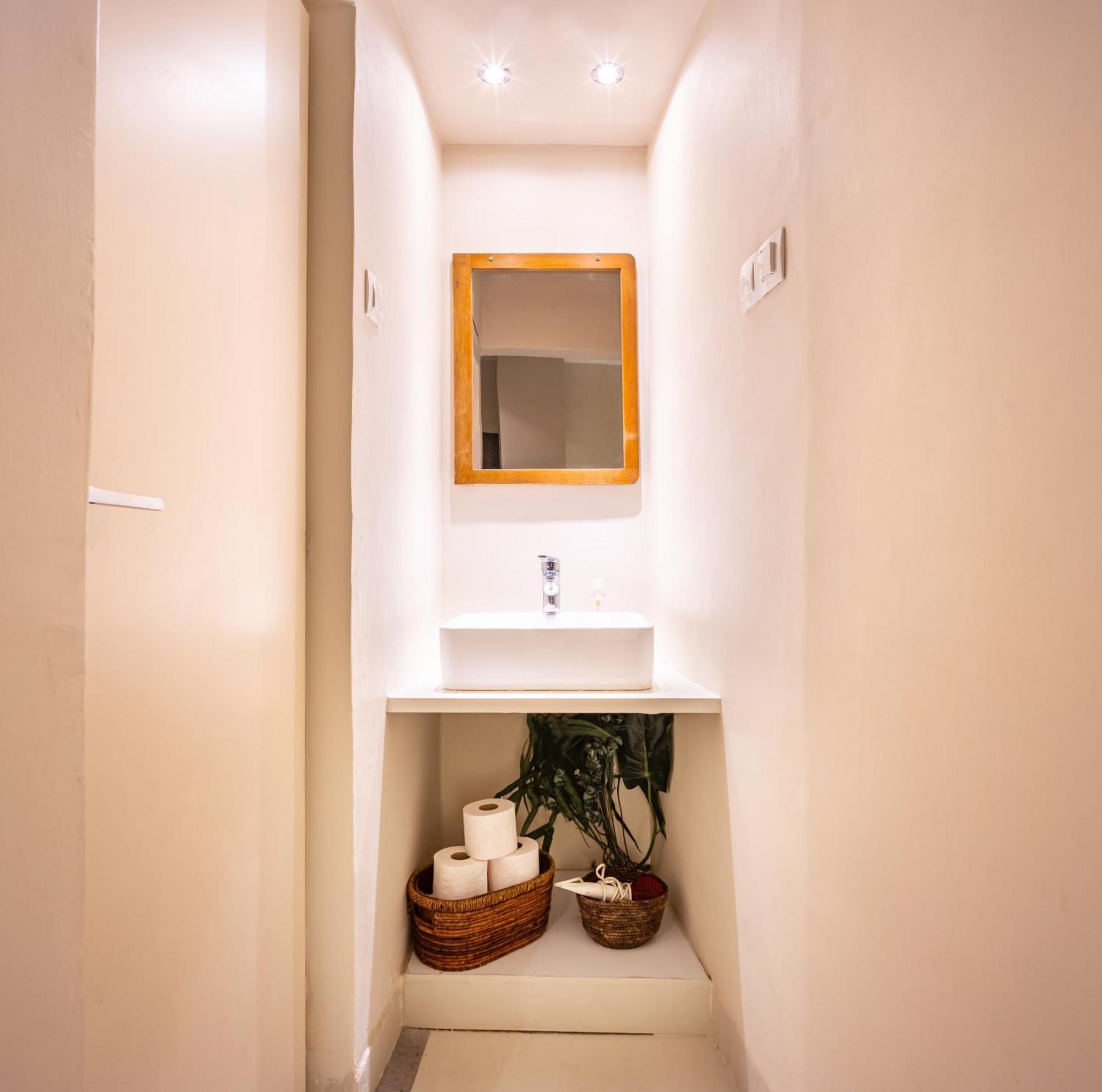 Filopappou Decent Apartment Ateny Zewnętrze zdjęcie